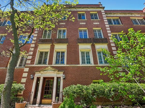 1033 Ontario Street , Unit 2CN, Oak Park, IL 60302