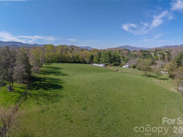 284 Woodland Church Road, Clyde, NC 28721