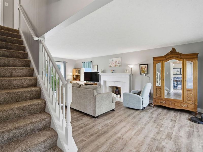 2374 Candlemakers Lane, Maineville, OH 45039 Photo 4