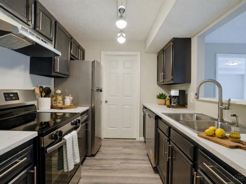 9612 Crosley Farm Drive, Unit 20, Cincinnati, OH 45251 Photo 10