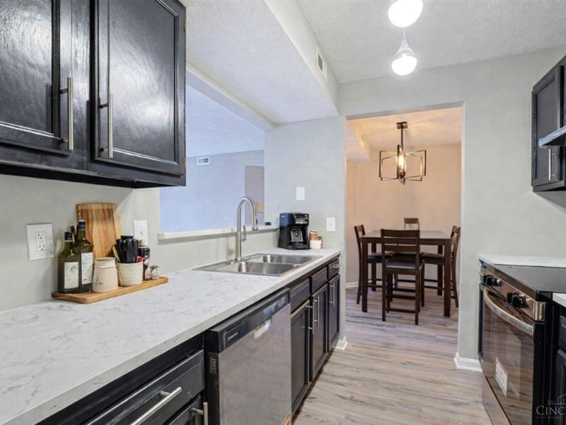 9612 Crosley Farm Drive, Unit 20, Cincinnati, OH 45251 Photo 11