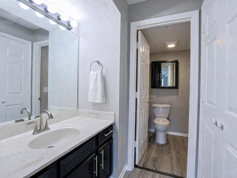 9612 Crosley Farm Drive, Unit 20, Cincinnati, OH 45251 Photo 14
