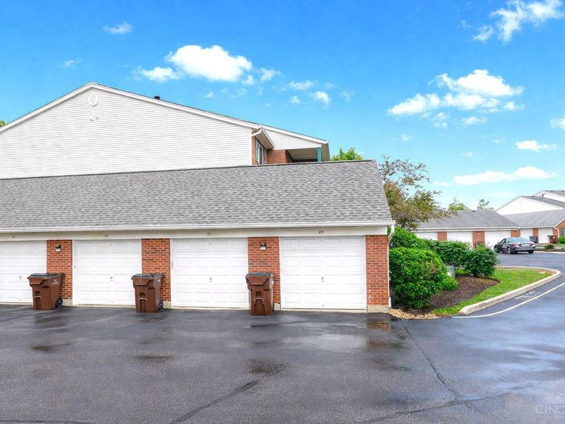 9612 Crosley Farm Drive, Unit 20, Cincinnati, OH 45251 Photo 3