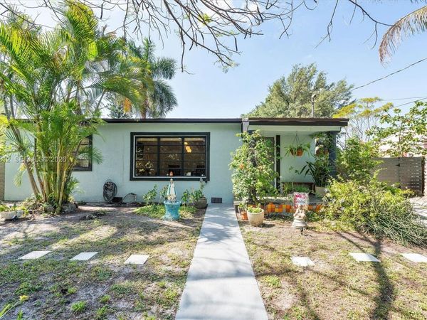 1440 NE 148th St , Miami, FL 33161