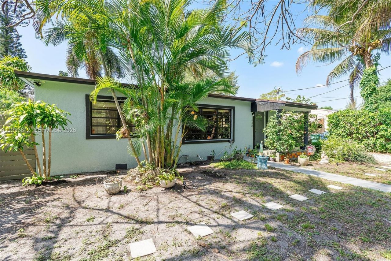 1440 NE 148th St , Miami, FL 33161 Photo