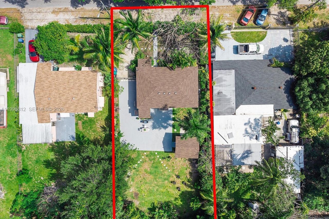 1440 NE 148th St , Miami, FL 33161 Photo