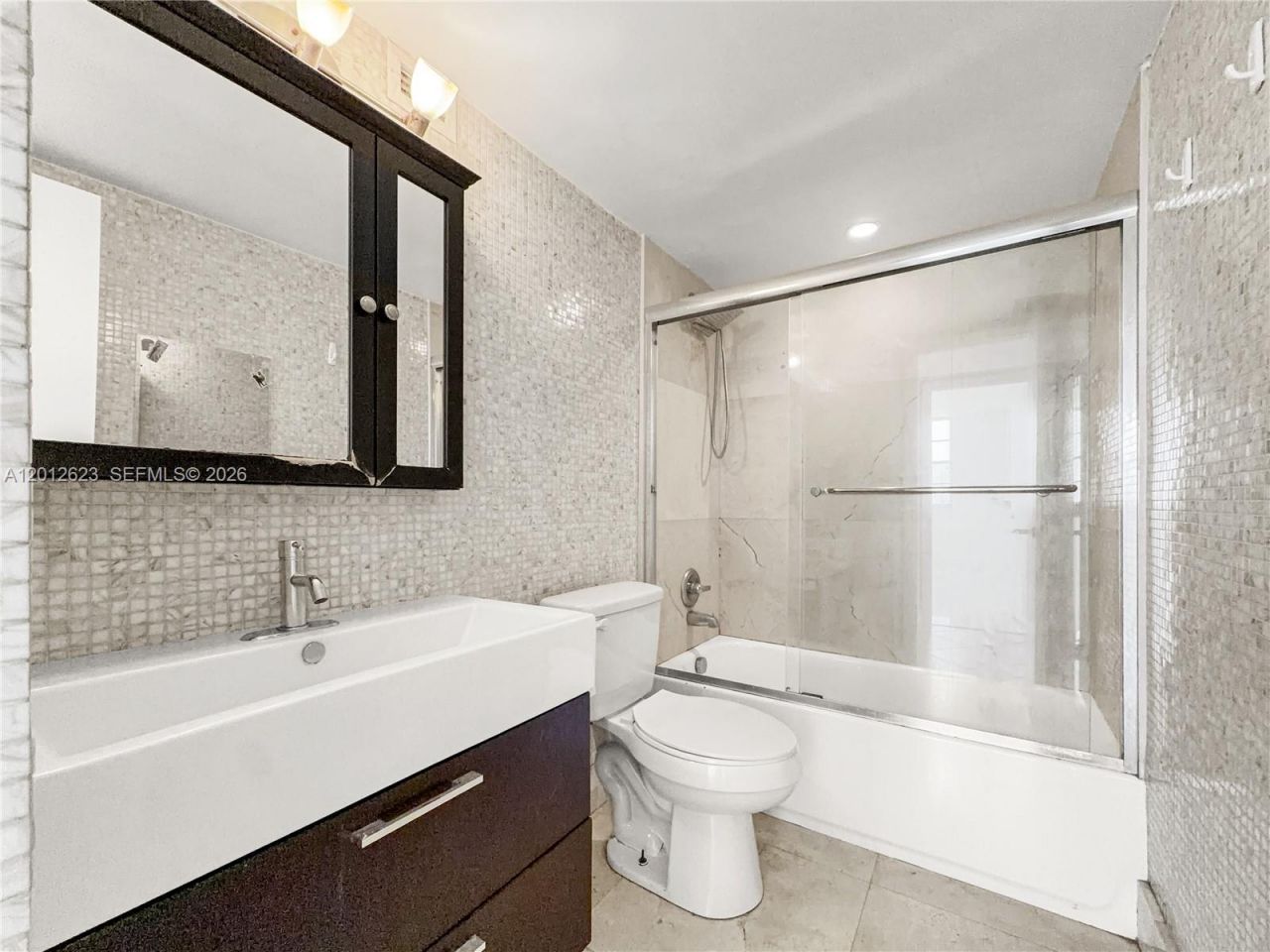 1455 N Treasure Dr , Unit 6H, North Bay Village, FL 33141 Photo