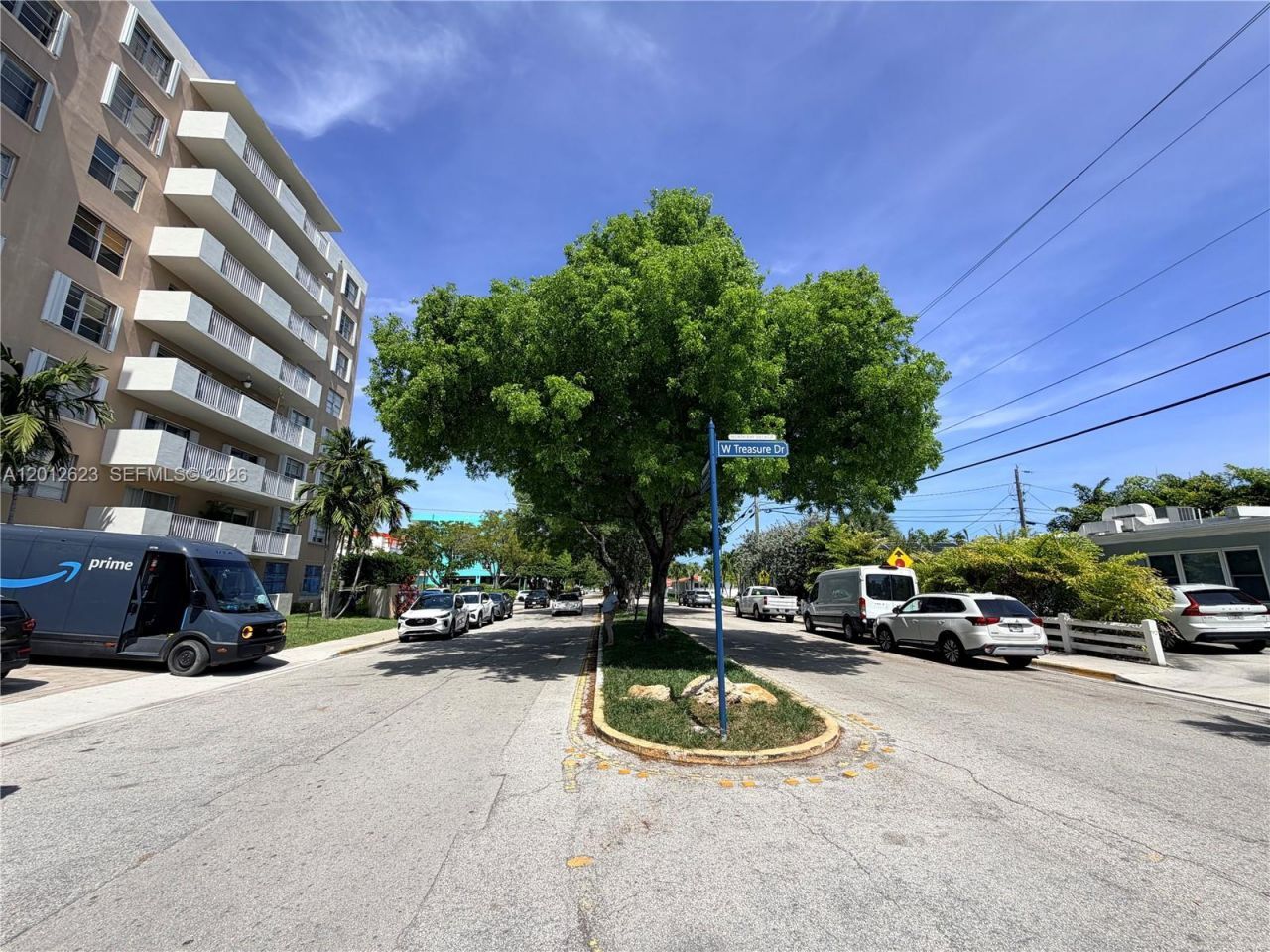 1455 N Treasure Dr , Unit 6H, North Bay Village, FL 33141 Photo