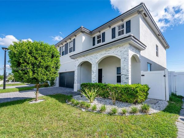 21325 SW 127th Ct , Miami, FL 33177