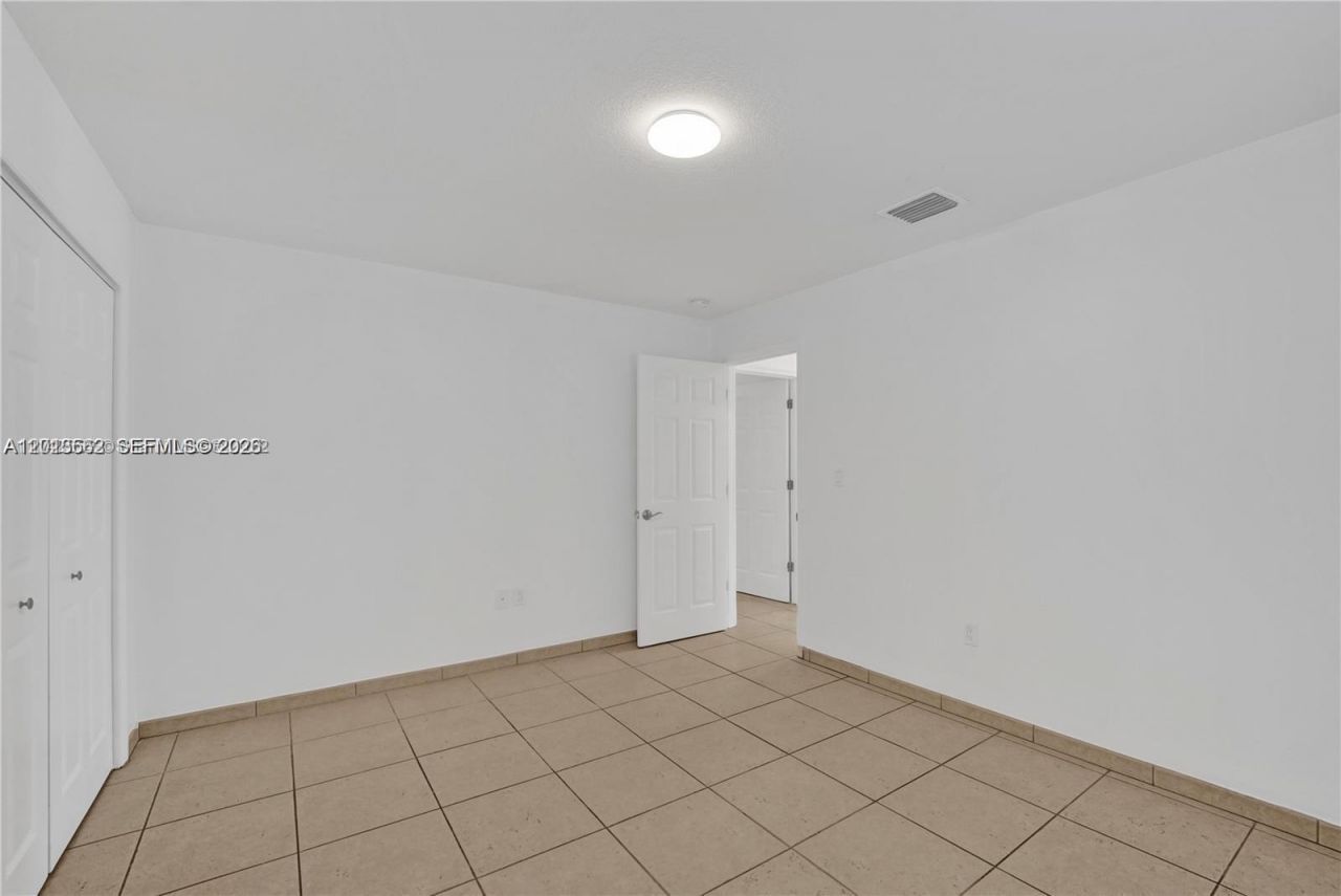 2747 SW 17th St , Miami, FL 33145 Photo