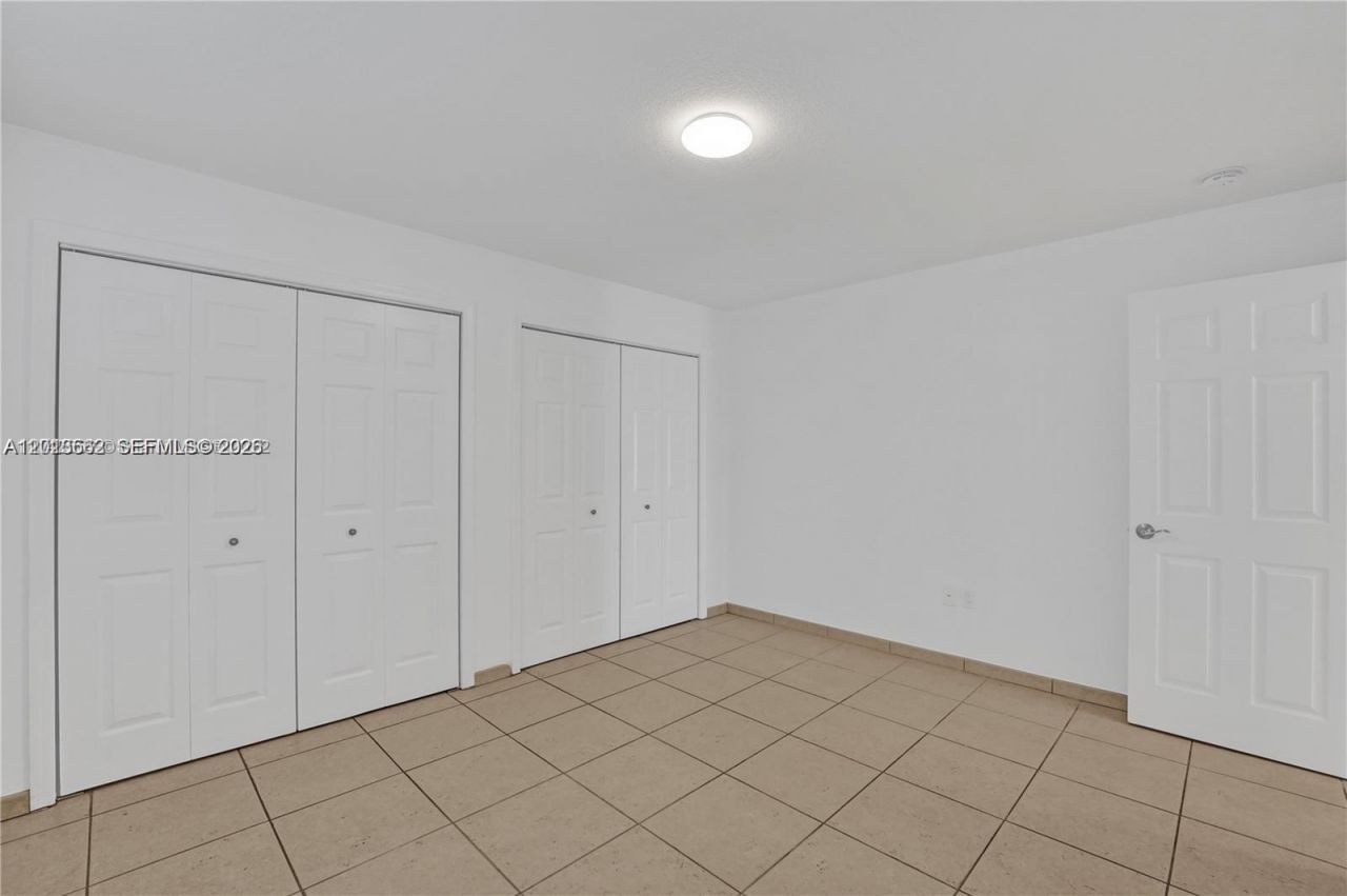 2747 SW 17th St , Miami, FL 33145 Photo