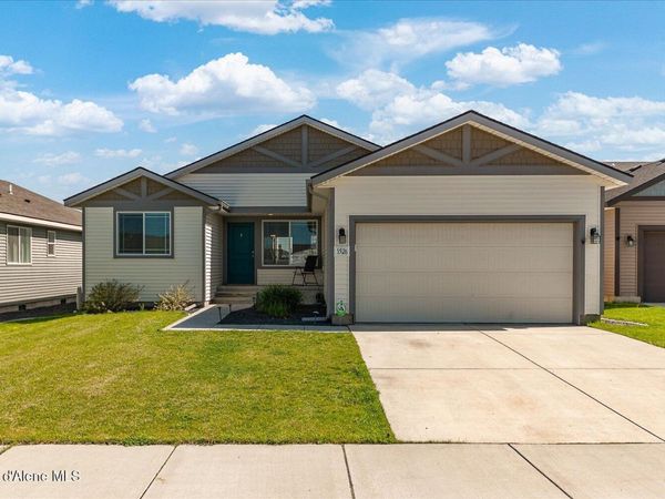 1526 N Minam Loop , Post Falls, ID 83854