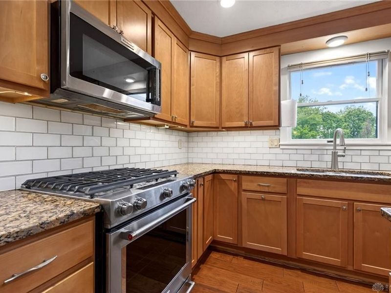 391 Roselake Drive, Centerville, OH 45458 Photo 14