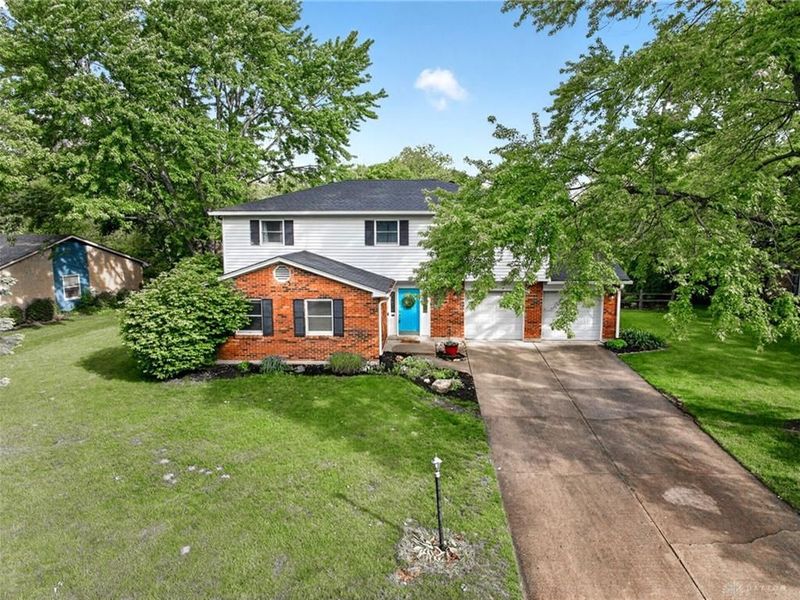391 Roselake Drive, Centerville, OH 45458 Photo 2