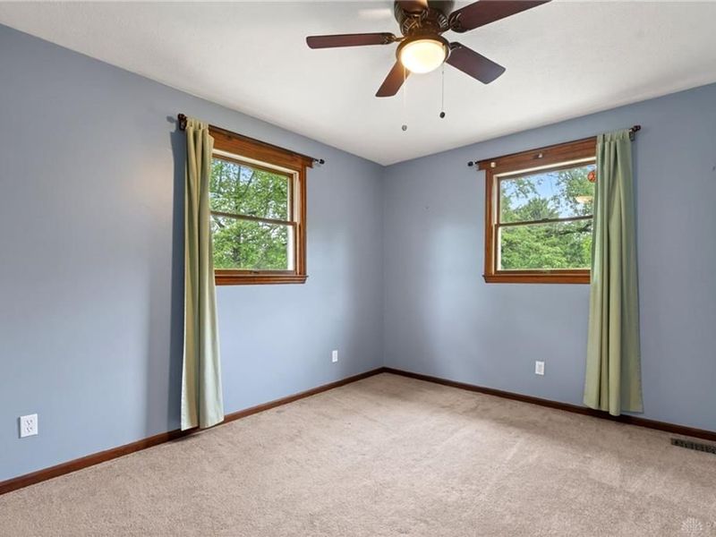 391 Roselake Drive, Centerville, OH 45458 Photo 32