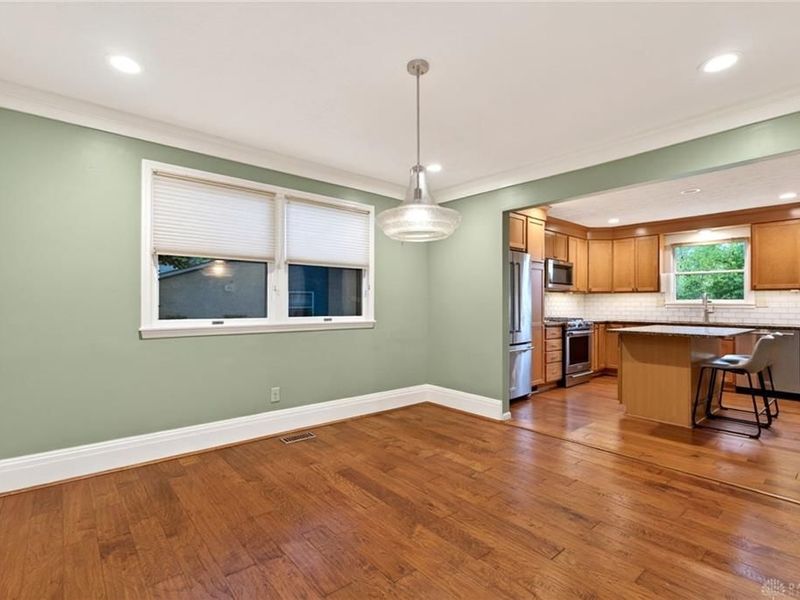 391 Roselake Drive, Centerville, OH 45458 Photo 9