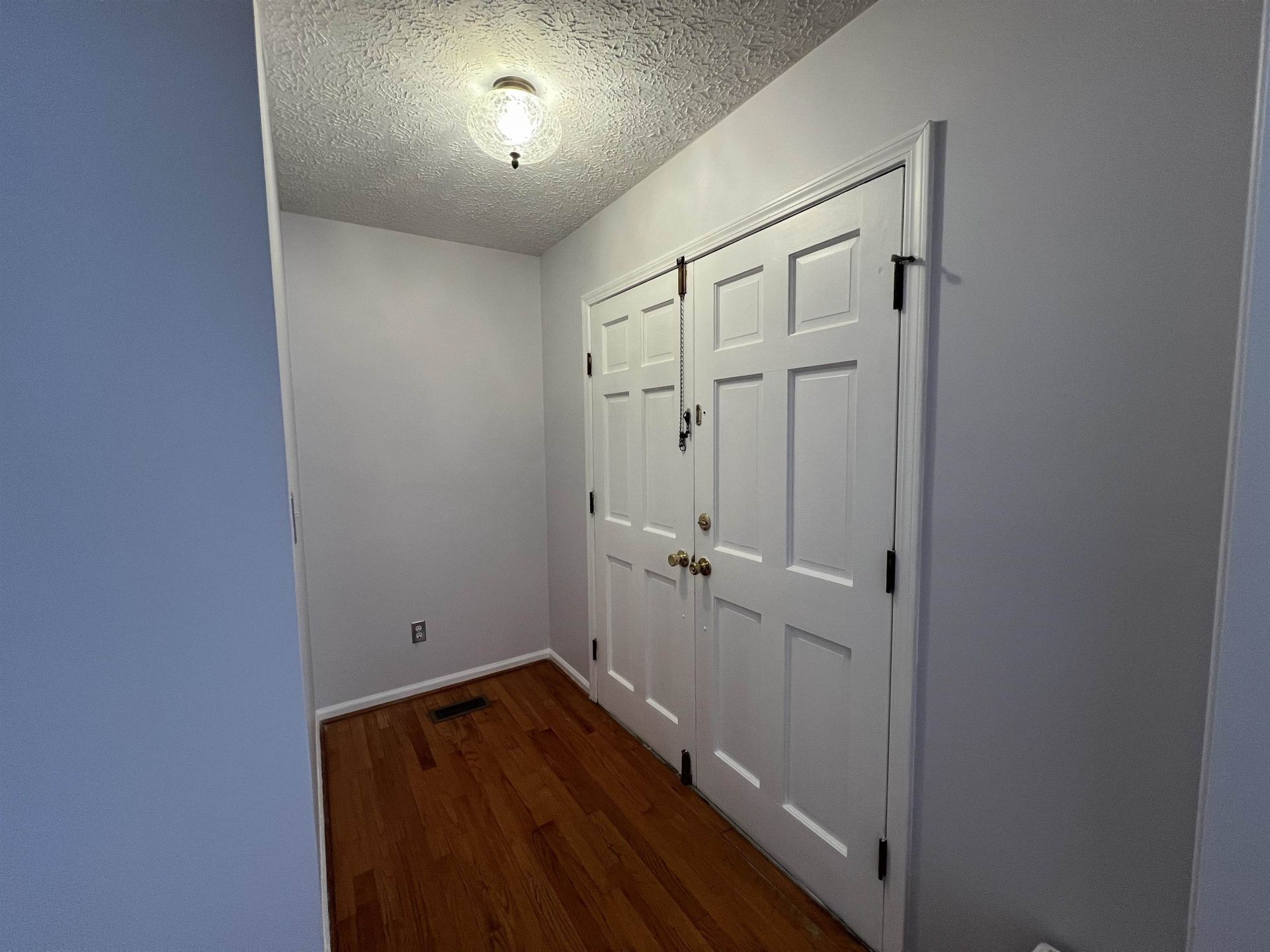 18 Plantation Dr.  Photo 17