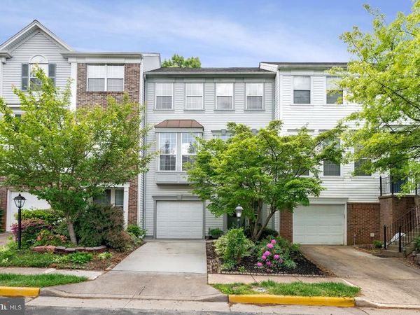 47575 SANDBANK SQUARE, STERLING, VA 20165