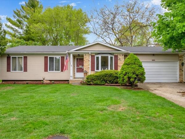 6332 Windham Place, Grand Blanc Twp, MI 48439