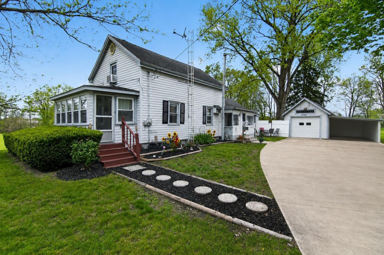 236 W Congress Street, Morenci, MI 49256 Main Photo