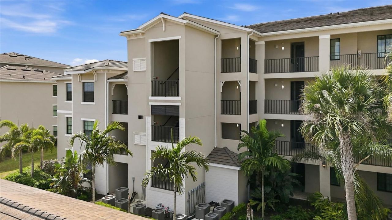 18008 Gawthrop Drive , Unit 401, Bradenton, FL 34211 Photo