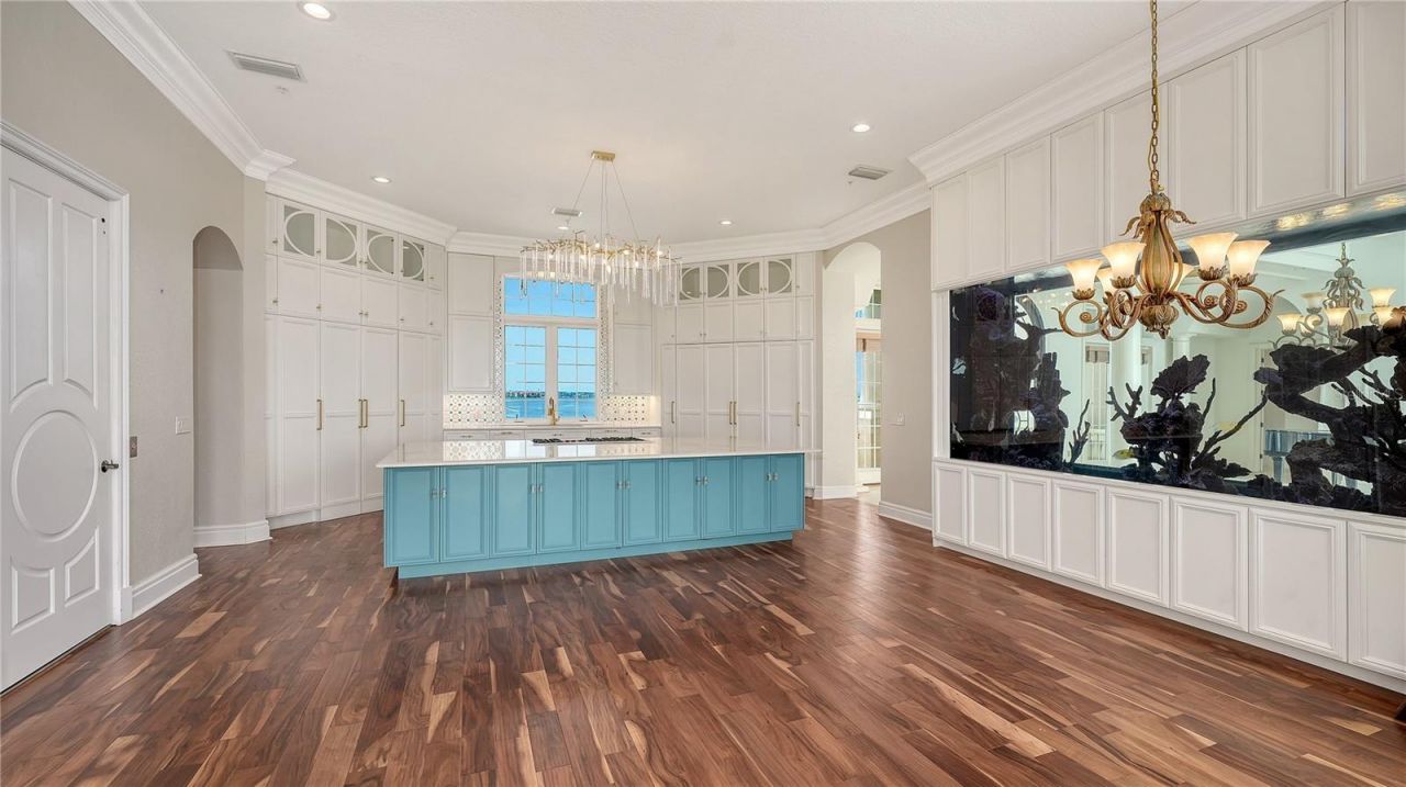 1356 Point Crisp Road, Sarasota, FL 34242 Photo