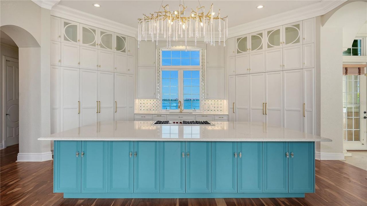 1356 Point Crisp Road, Sarasota, FL 34242 Photo