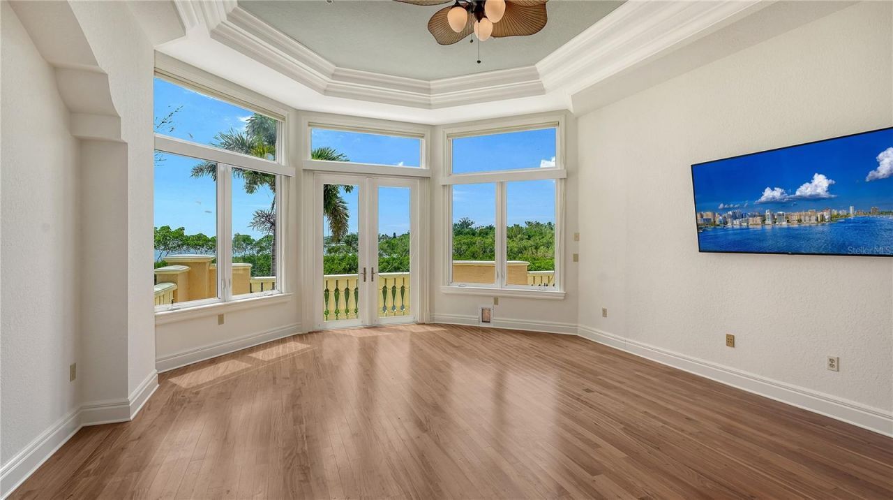 1356 Point Crisp Road, Sarasota, FL 34242 Photo