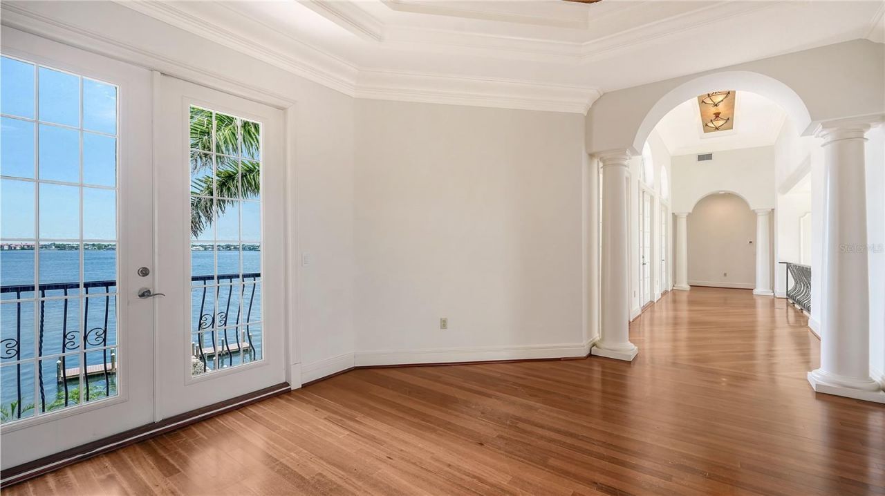 1356 Point Crisp Road, Sarasota, FL 34242 Photo