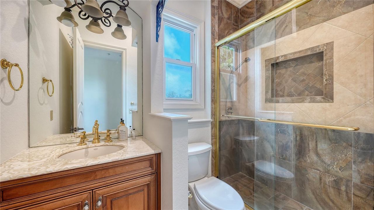 1356 Point Crisp Road, Sarasota, FL 34242 Photo