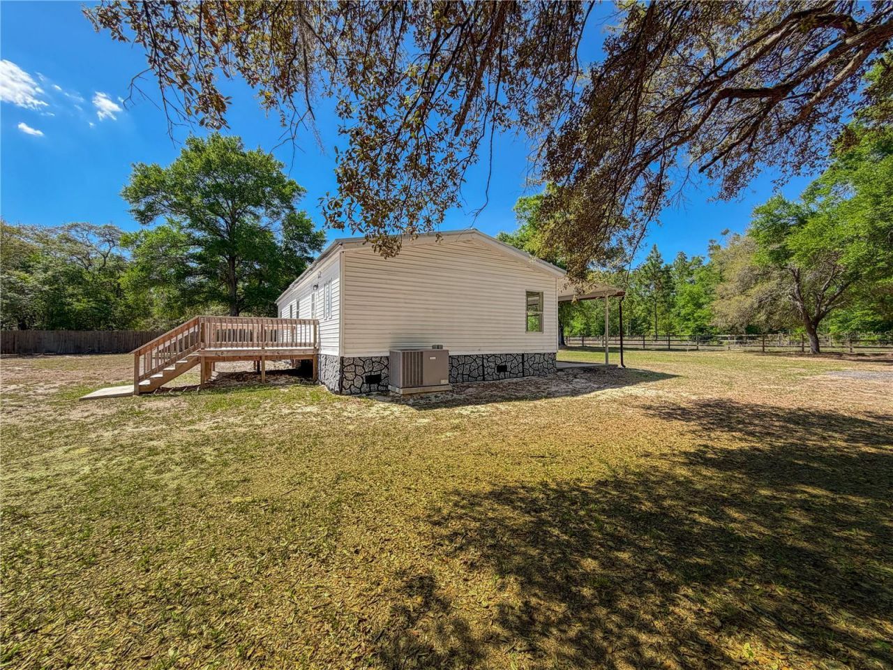 9590 NE 78th Lane , Bronson, FL 32621 Photo