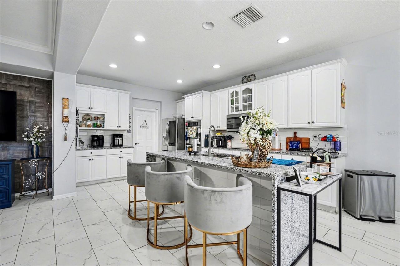 1720 Atlantic Drive , Ruskin, FL 33570 Photo