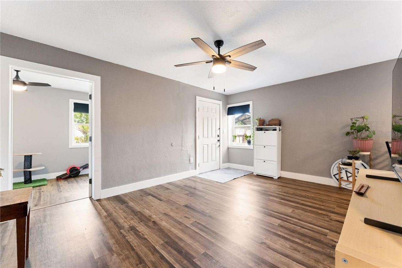 1751 Dayton Street S, Saint Petersburg, FL 33712 Photo
