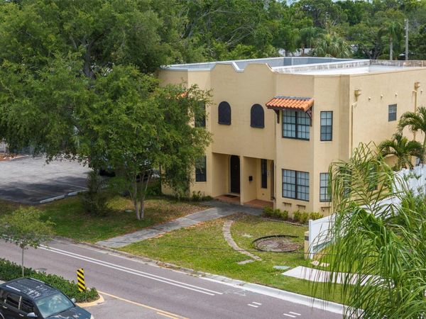 316 34TH AVENUE N, ST PETERSBURG, FL 33704