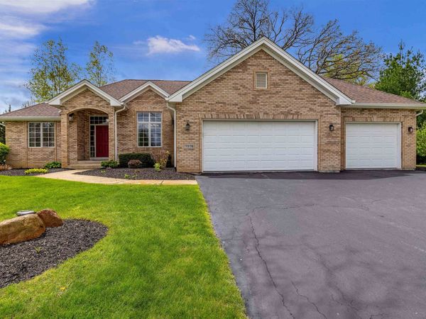 7576 Deer Track Trail, ROCKFORD, IL 61102