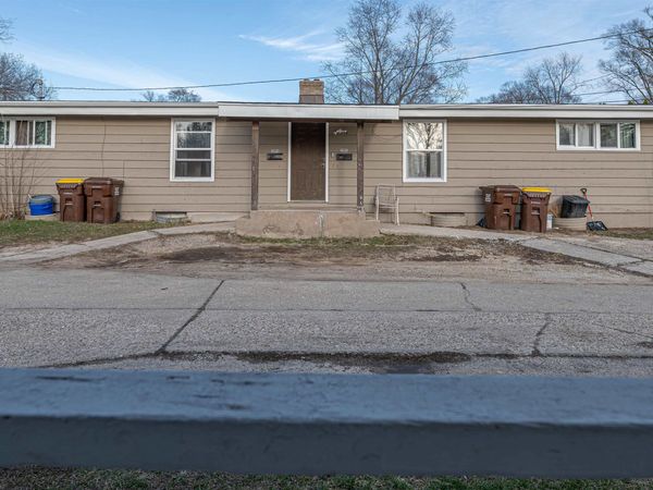 2003 montague Street, ROCKFORD, IL 61102