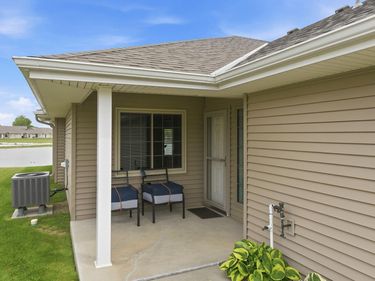 5327 HARDINGS LANDING Road, COUNCIL BLUFFS, IA 51501