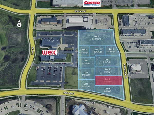 2501 ALEXANDER Way E, West Fargo, ND 58078