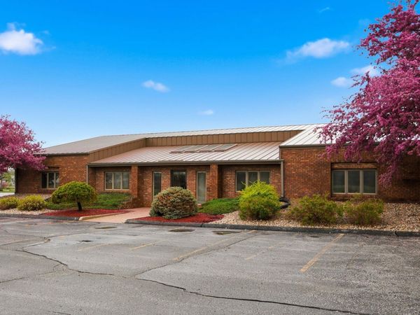 3201 E Center Street, Warsaw, IN 46582