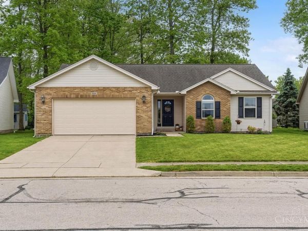 984 Country Oaks Lane, Wilmington, OH 45177