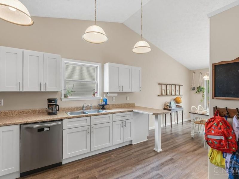 984 Country Oaks Lane, Wilmington, OH 45177 Photo 15