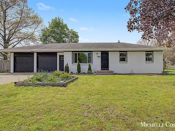 7697 Hollyhock Avenue, Jenison, MI 49428