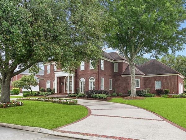 162 ENGLISH TURN Drive, New Orleans, LA 70131