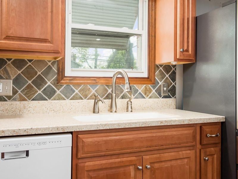 889 Dietrich Court , Newark, OH 43055 Photo 15