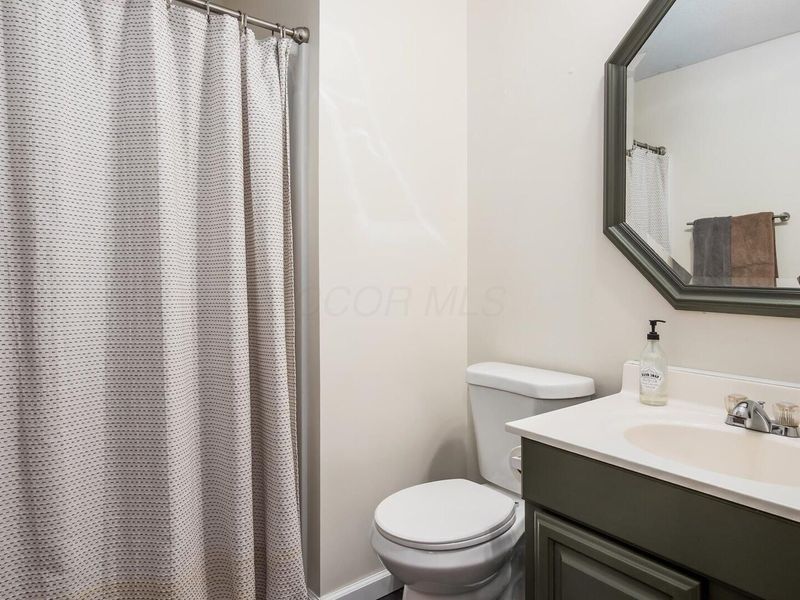 889 Dietrich Court , Newark, OH 43055 Photo 18