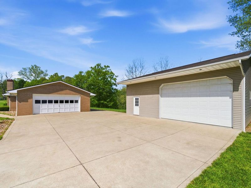 24955 State Route 83, Coshocton, OH 43812 Photo 8