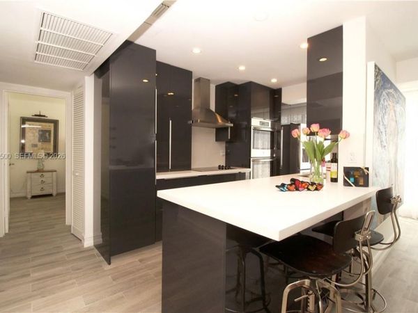 17560 Atlantic Blvd , Unit 201, Sunny Isles Beach, FL 33160