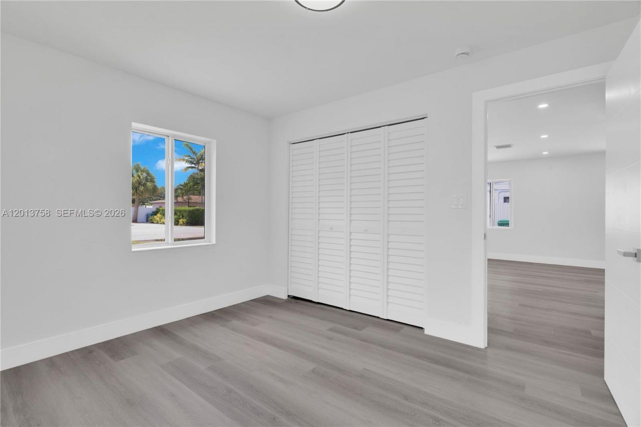 2265 NW 155 St , Miami Gardens, FL 33054 Photo