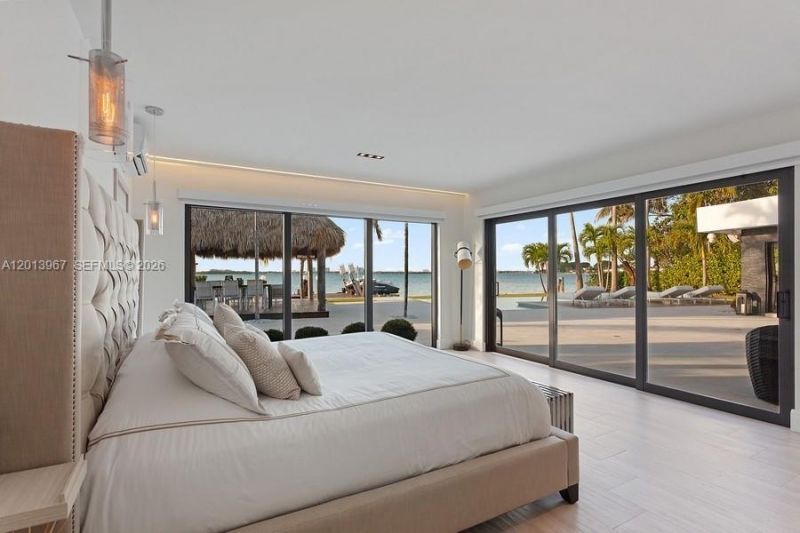 7972 Biscayne Point Cir , Miami Beach, FL 33141 Photo