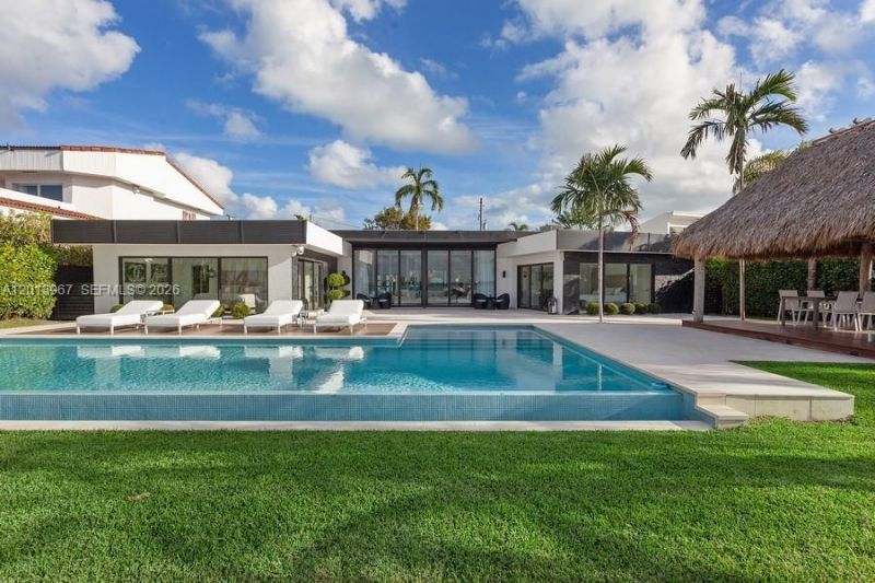 7972 Biscayne Point Cir , Miami Beach, FL 33141 Photo